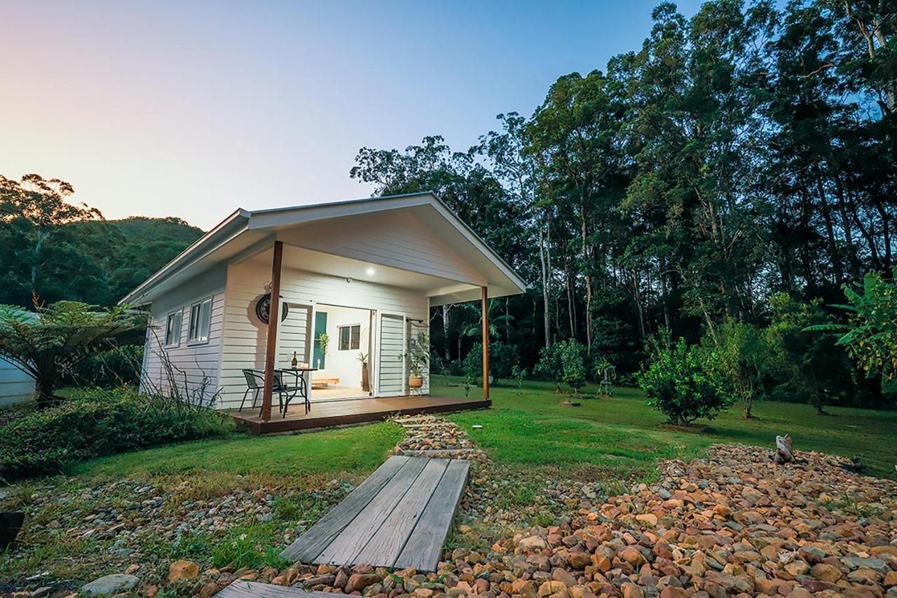 The Poolhaus Retreat - Peaceful Private Studio Valdora Exterior photo