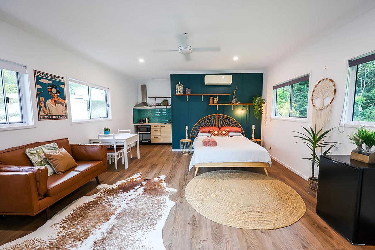 The Poolhaus Retreat - Peaceful Private Studio Valdora Exterior photo